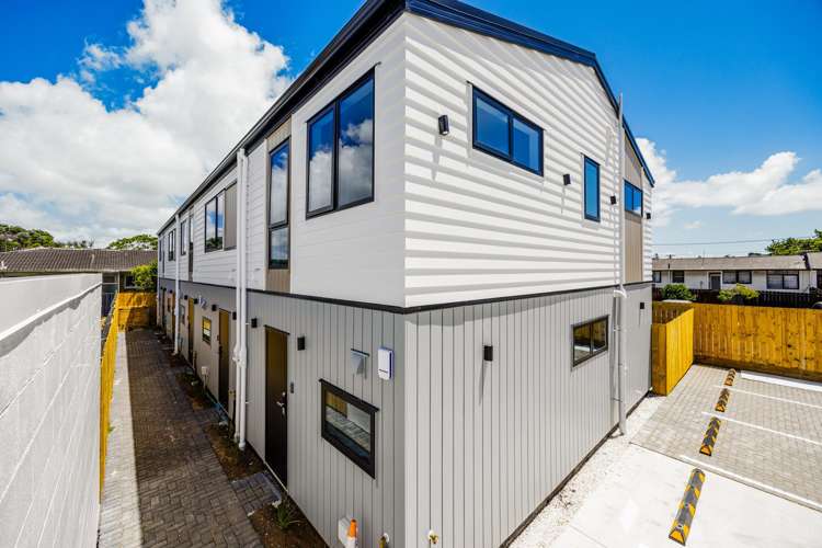 2 & 3 / 35 Albert Street Otahuhu_10