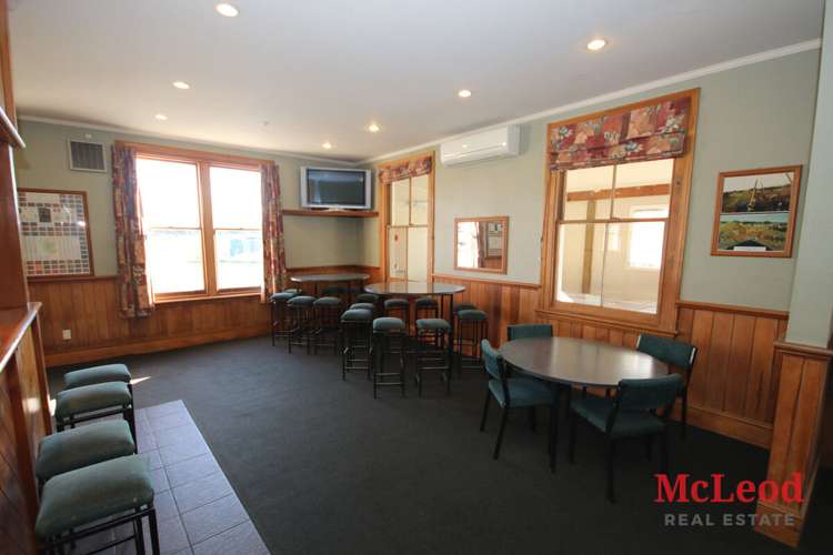 79 Chertsey Line Road Chertsey_3