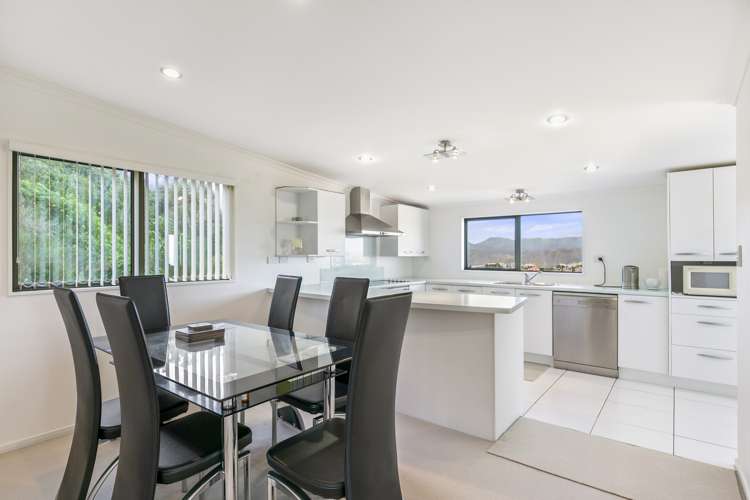 14a Arahanga Grove Maupuia_4