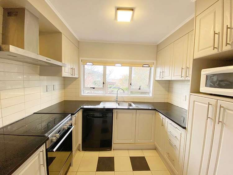 3 Larne Avenue Pakuranga Heights_12