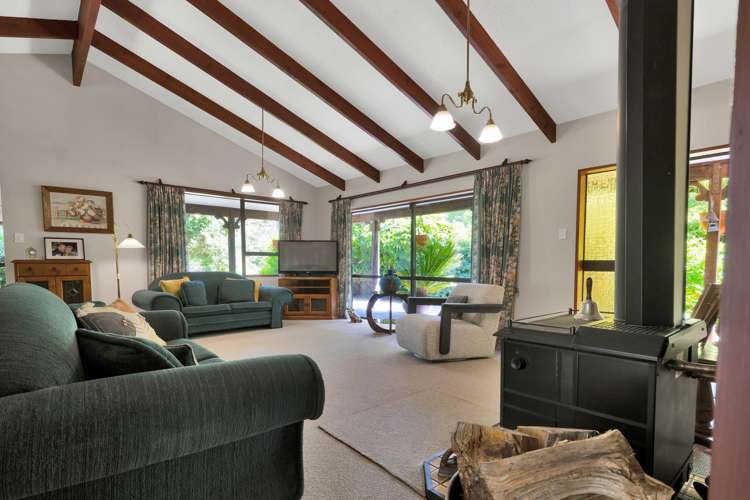 465 Old West Coast Road_5