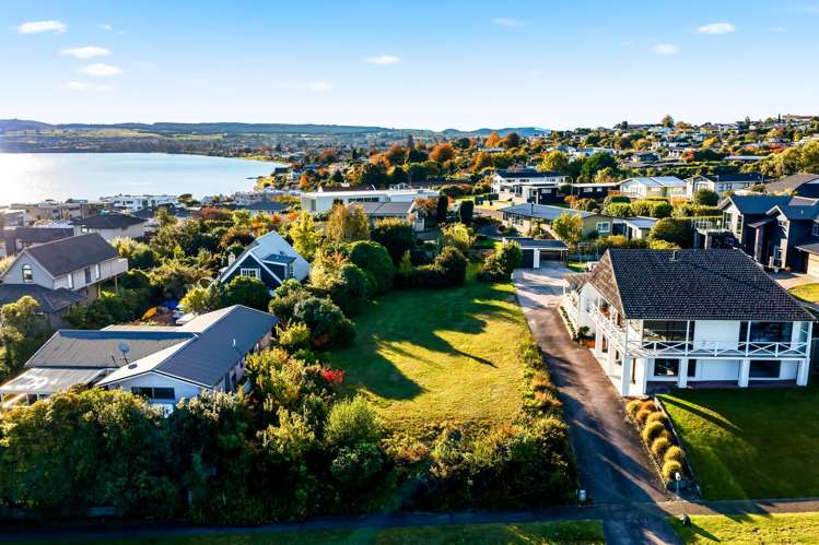 16 Harvey Street Waipahihi_8