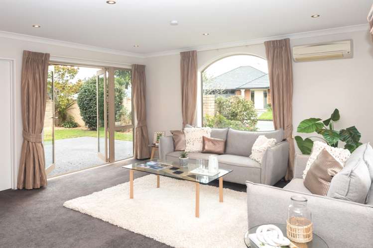 6 Len Hale Place Parklands_4