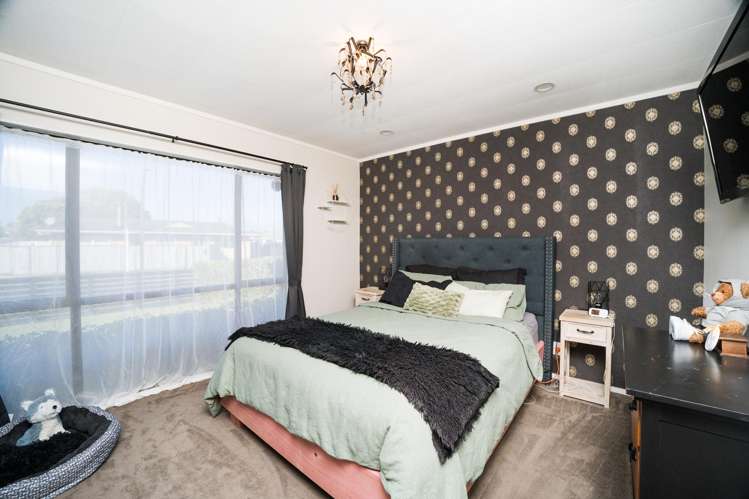 53 Geraldine Crescent Cloverlea_11