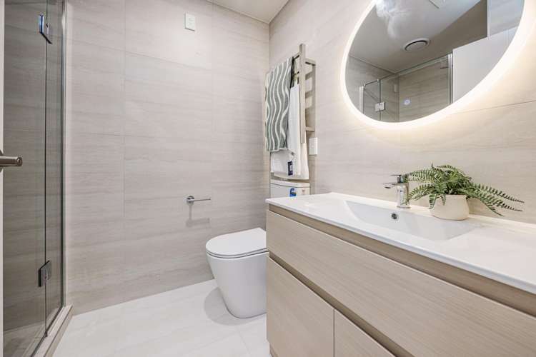 29/21 Von Sturmer Street Mangere East_7