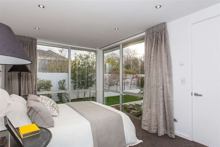 7 Queens Avenue Merivale_13