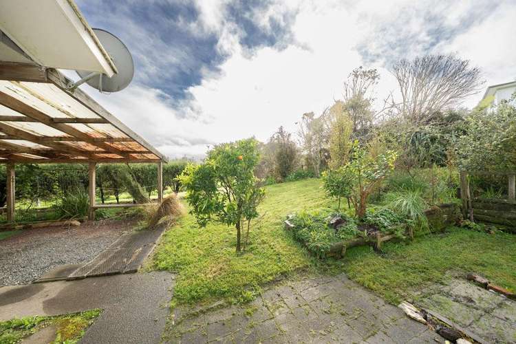 87 Valley Road Hikurangi_14