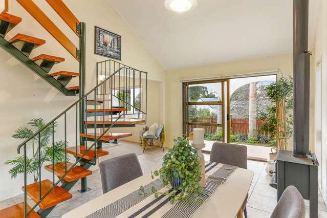 4 Sonnenberg Way Titirangi_1