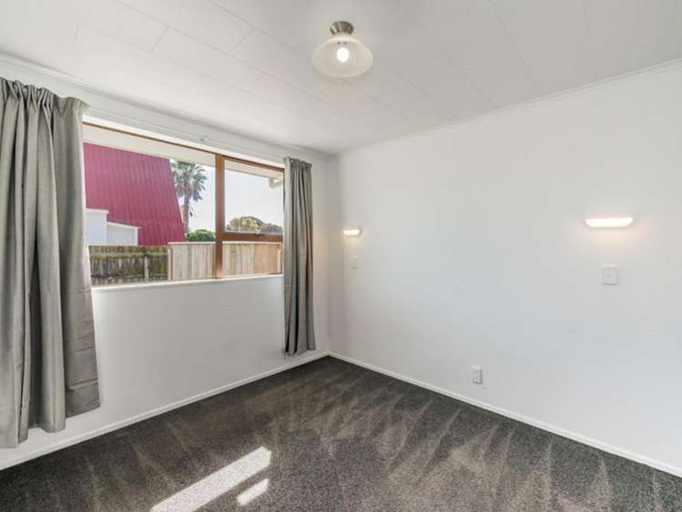 62a Mazengarb Road Paraparaumu Beach_14