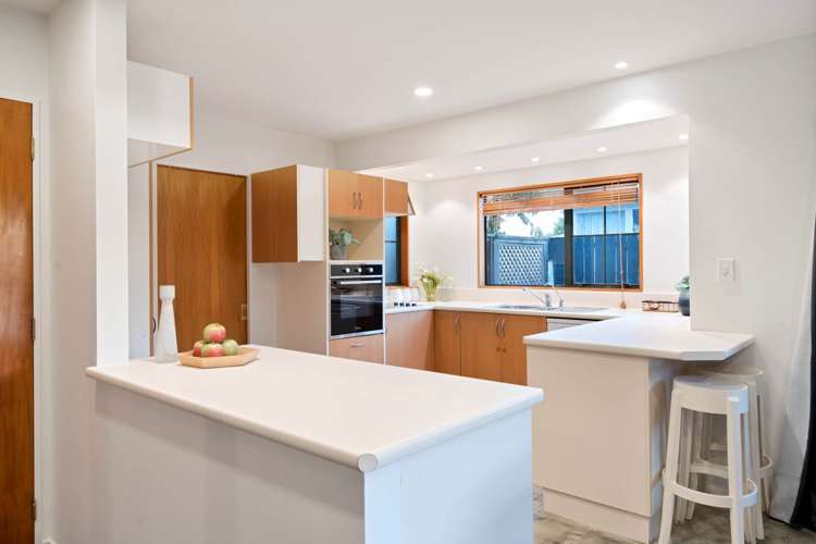 8a Longburn Road Henderson_10