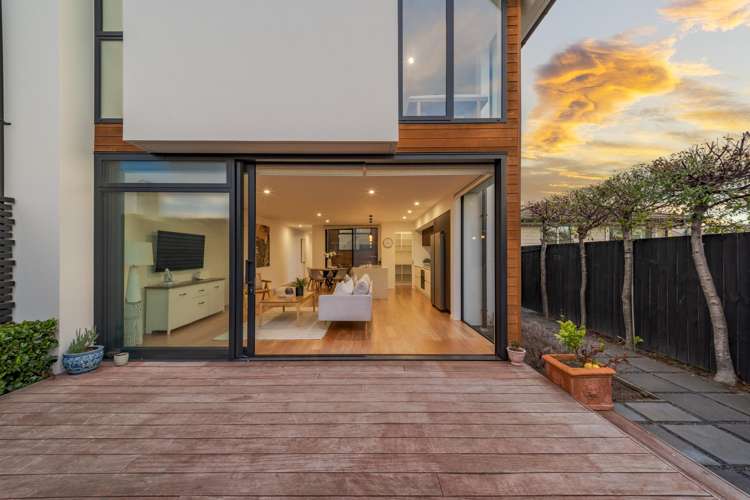 129 Edgeware Road St Albans_15