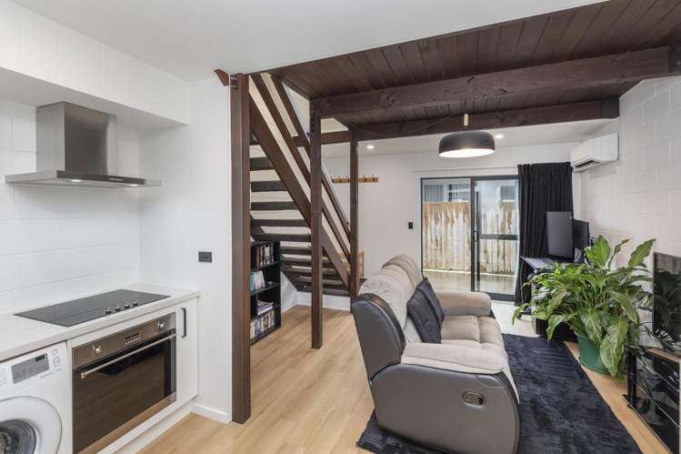 3/9 Sherborne Street_2