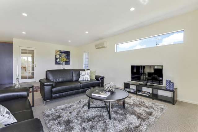 28a James Cook Drive Whitby_4