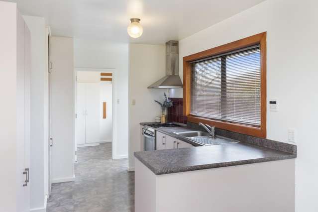 24 Kirner Street Burwood_2
