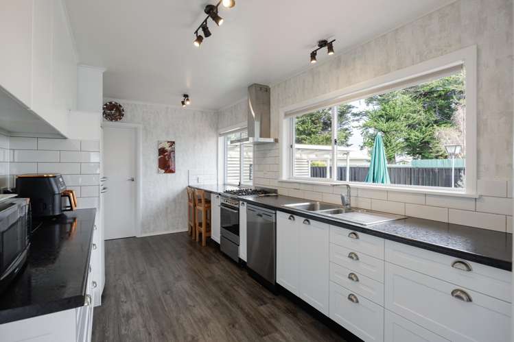 18 Alamein Crescent Onekawa_7
