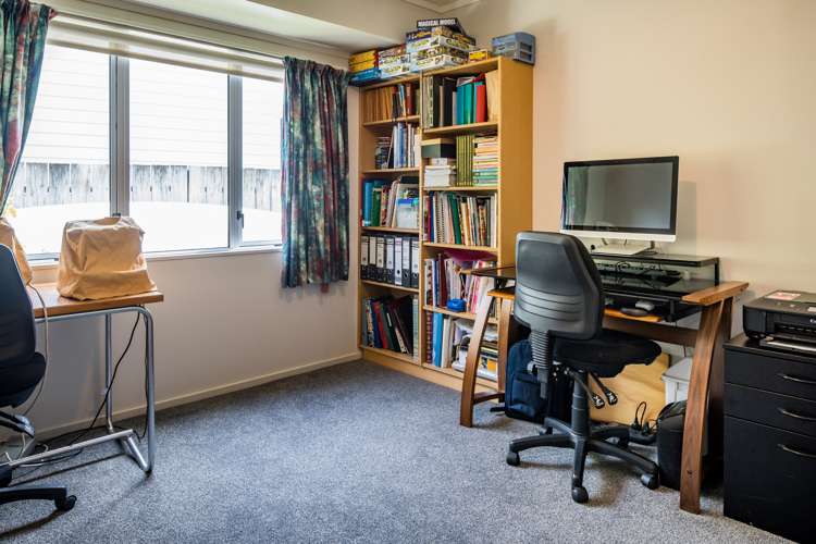 10 Westridge Camborne_18