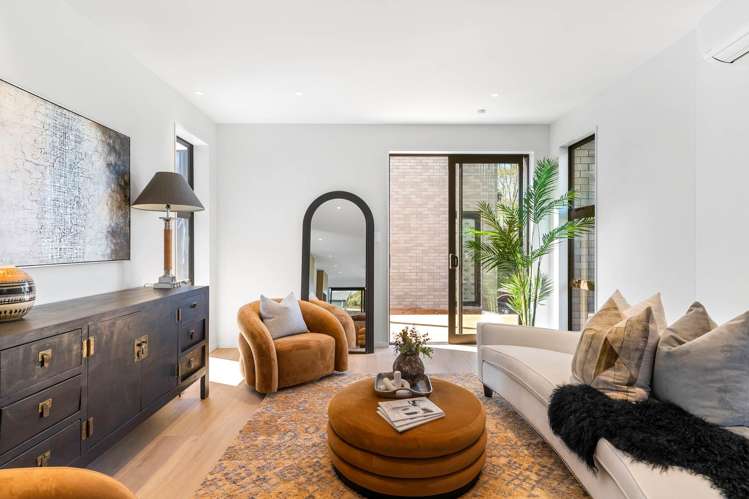 28 Weybridge Crescent Glen Innes_12