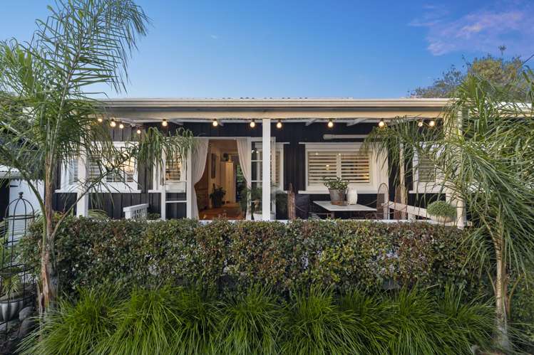 31 Alison Road Surfdale_28