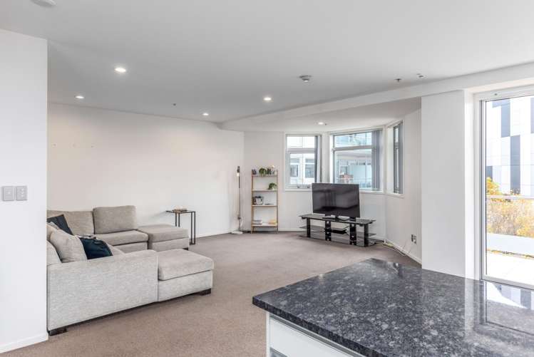 6AA/205 Hobson Street Auckland Central_10