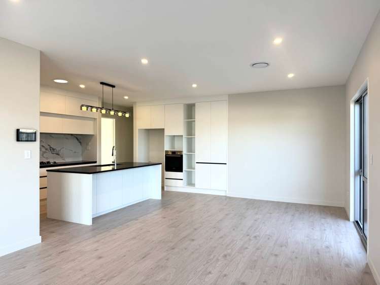 70 Taikura Avenue_4