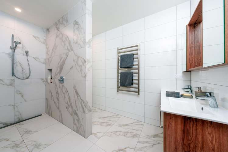 337 Beacon Point Road Wanaka_17