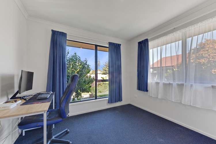 18 Monaco View Stoke_12