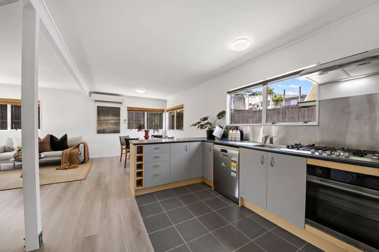 2C Woodward Road Mt Albert_6