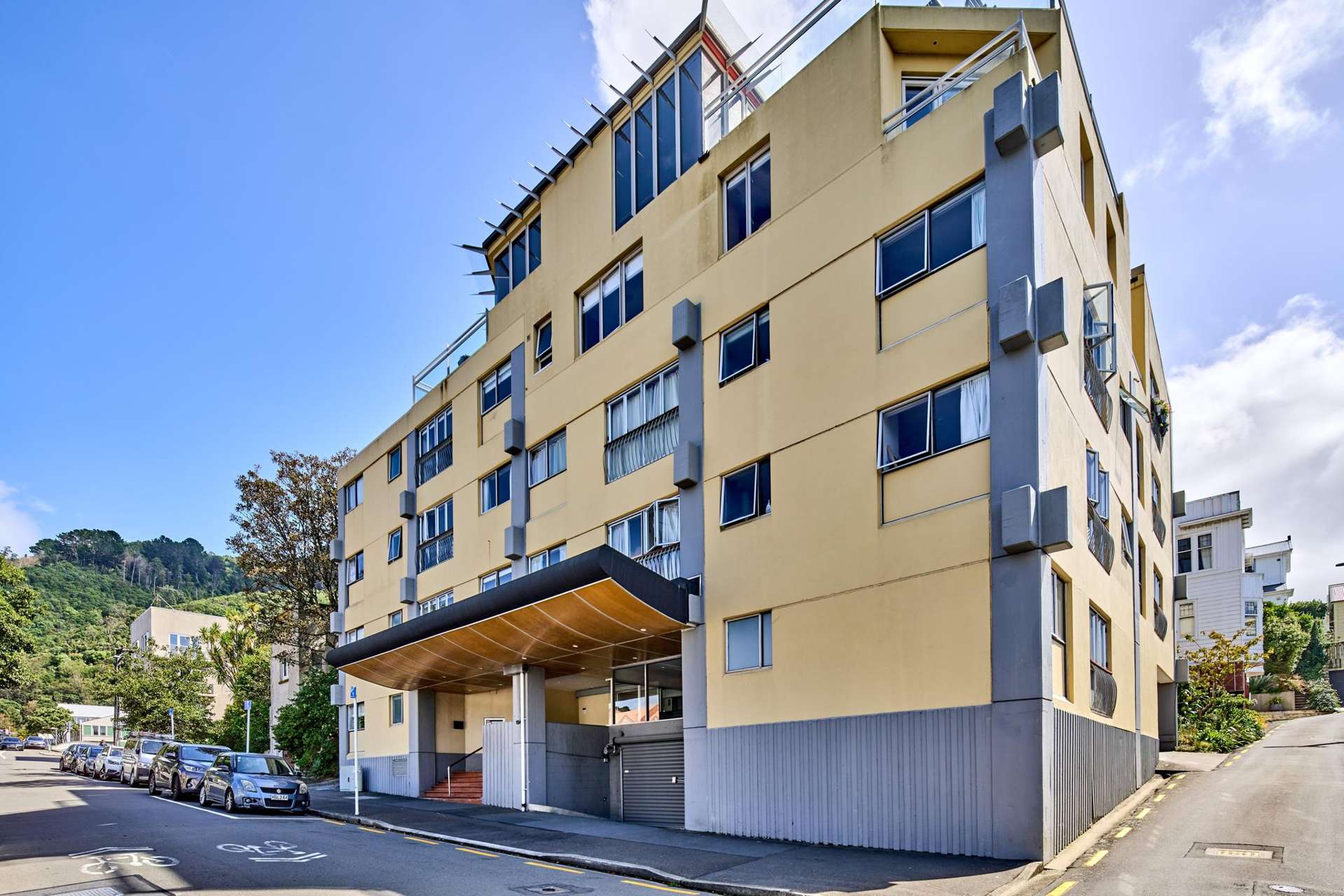 54UG1 Hill Street Thorndon_0