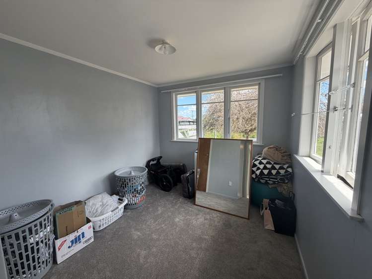 11 Masefield Drive Enderley_5