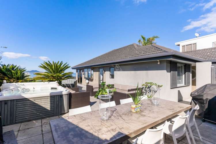 1/27 Churchill Road Murrays Bay_30