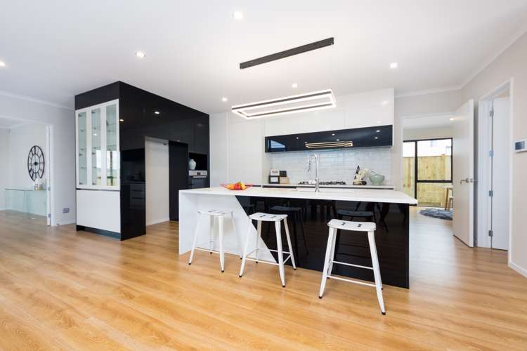 5 Heavenly Way Flat Bush_7