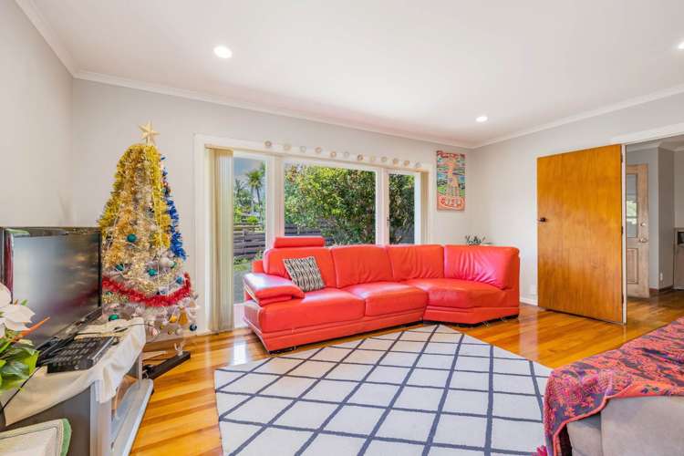 19 Chilcott Road Henderson_18