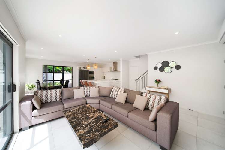 41 Andalusian Way Karaka_6