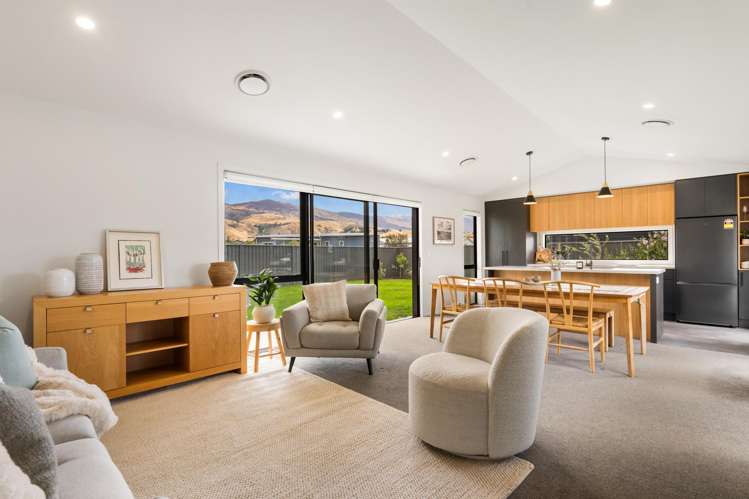 13 Phoenix Place Cromwell_2