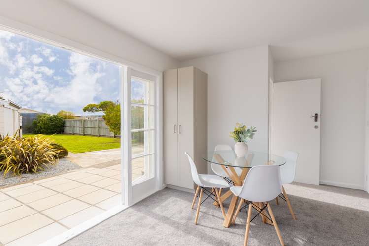 413 Breezes Road Aranui_5