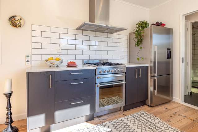 184 Ocean View Road Oneroa_4