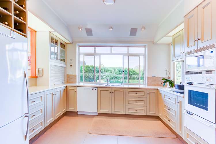 1 Edmonds Drive Otamatea_5