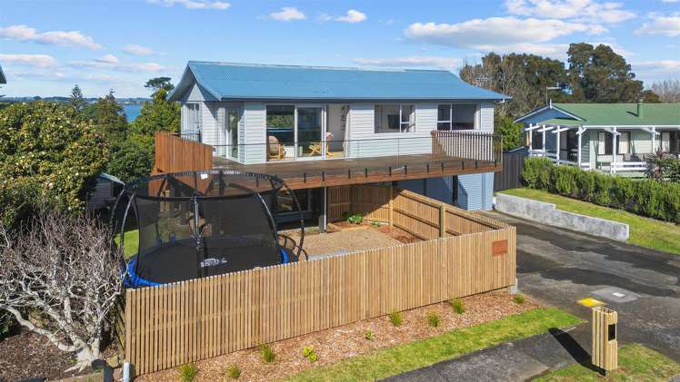 172 Torkar Road Clarks Beach_41