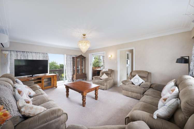 8 Fowey Avenue Te Atatu South_4