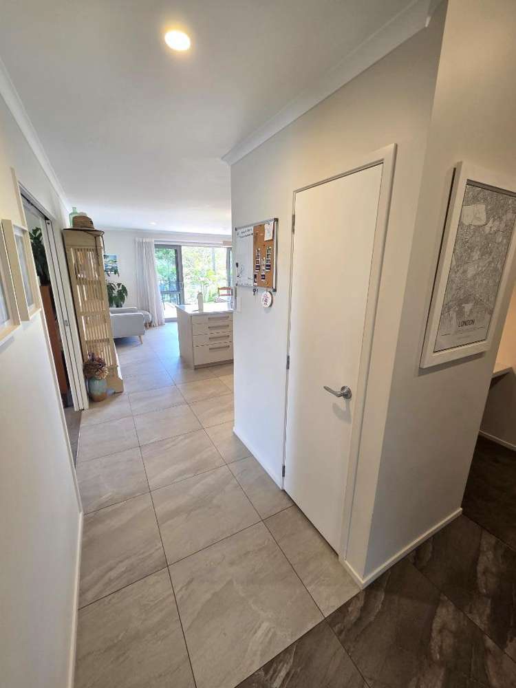 1 Meadowviews Drive 1185_3