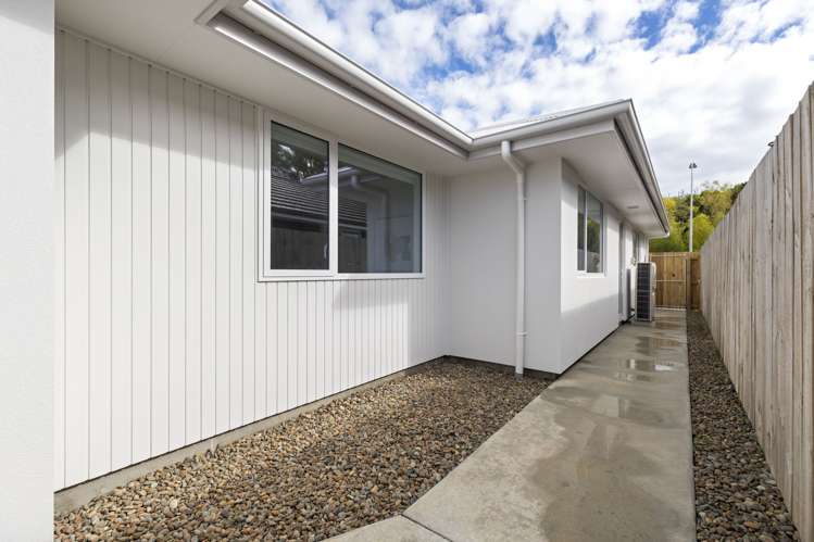 44 Solitude Crescent Kelvin Grove_28