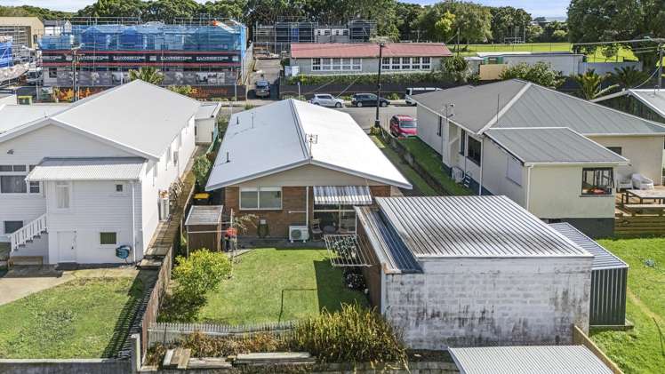 28B Pendarves Street New Plymouth_23