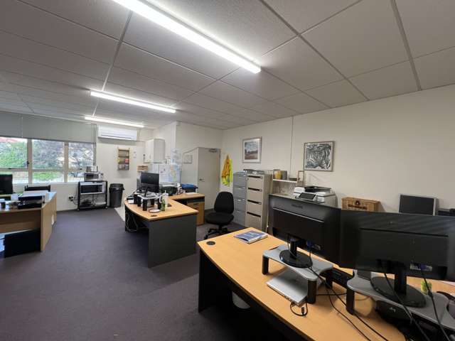 Unit 1/2 Amera Place Huntington Park_3