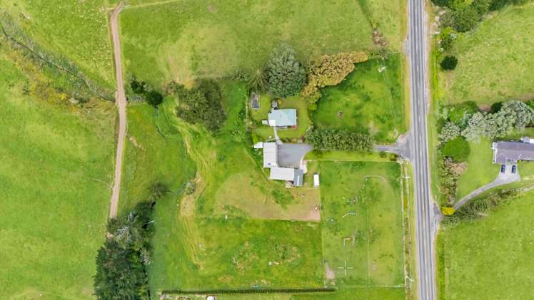 5610 South Road Rahotu_27