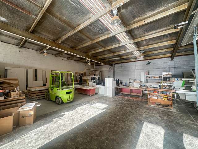 Unit 2/207 Archers Road Wairau Valley_3