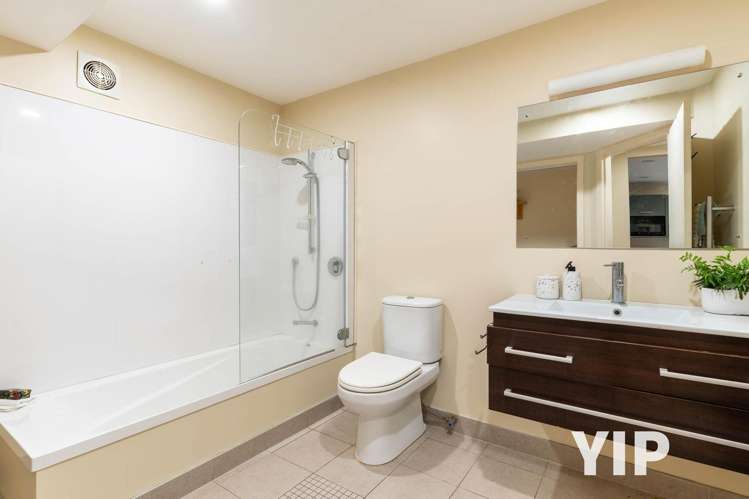 10 Longmont Terrace Churton Park_16