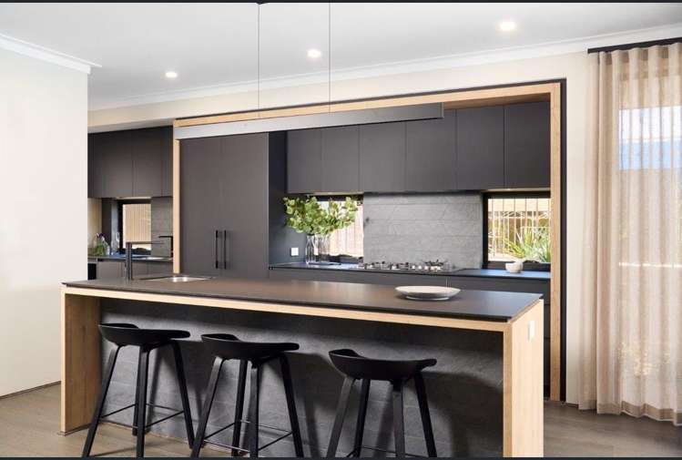 73 Oak Road Poraiti_3