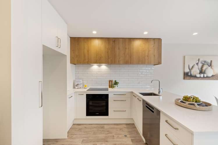 7/209 Hastings Street East_3