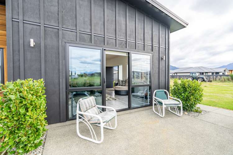 29 Pounamu Drive Te Anau_5