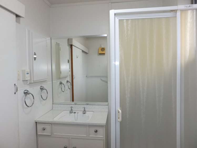 1/192 Church Street West End_5